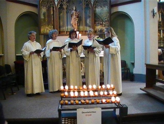 De Schola Catharina zingt in de Martinuskerk te Arnhem